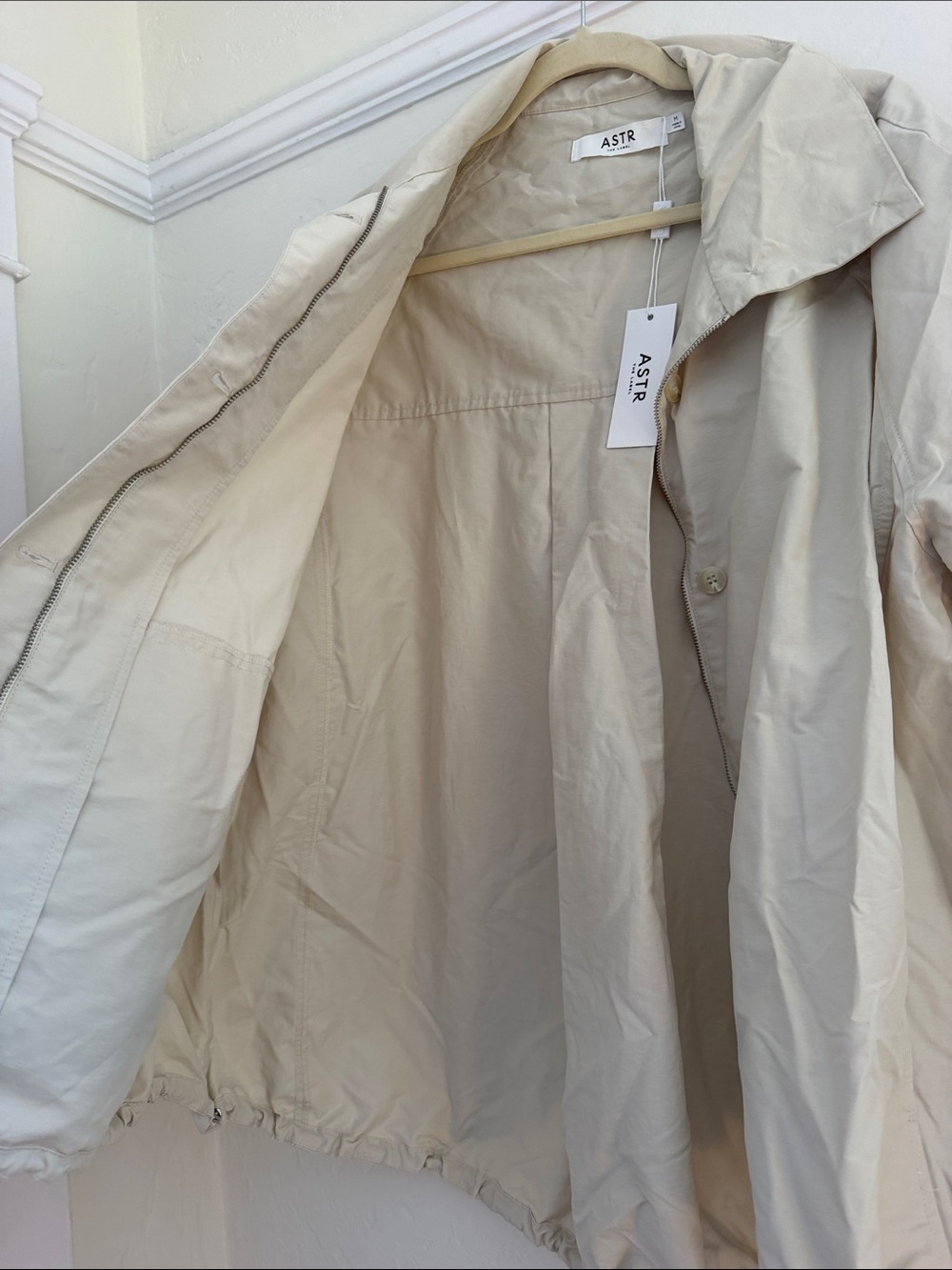 ASTR Neutral Beige Utility Jacket with Drawcord Hem - Picture 4 of 7